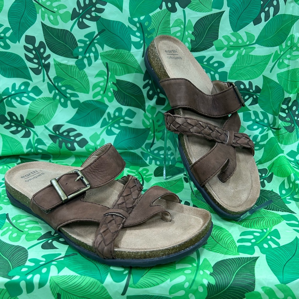 Earth Origins slides women’s sandals size 9